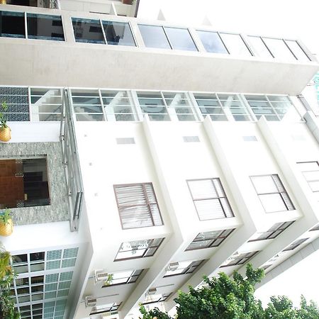 Holiday Hotel Yangon Exterior foto