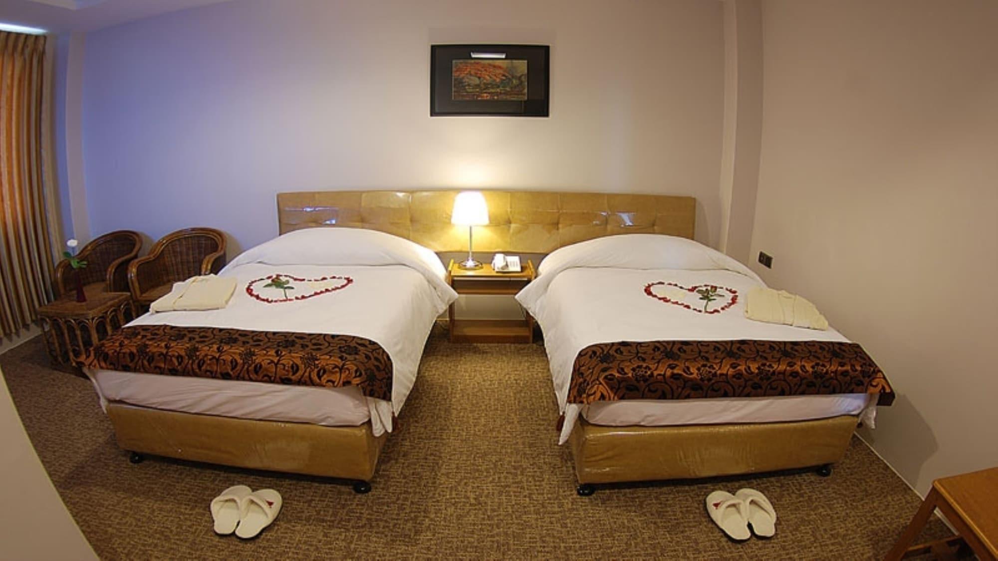 Holiday Hotel Yangon Exterior foto